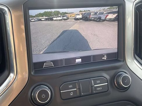 Used 2020 Chevrolet Silverado 1500 RST AWD/4WD image 18