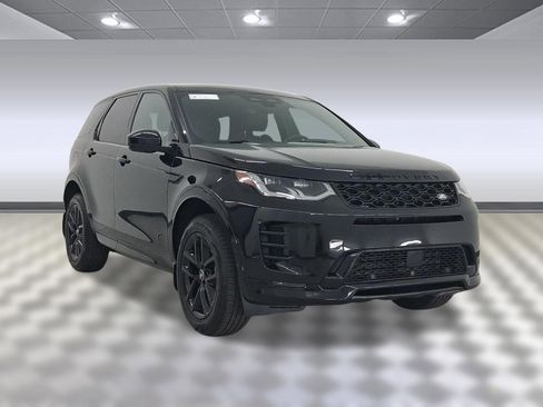Certified 2025 Land Rover Discovery Sport Dynamic SE image 7