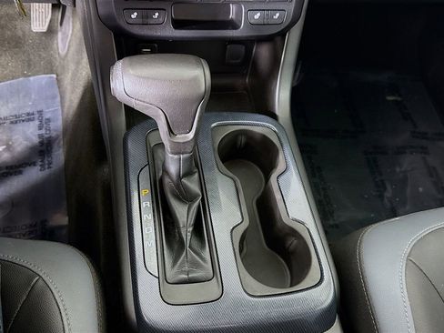 Used 2016 Chevrolet Colorado Z71 image 10