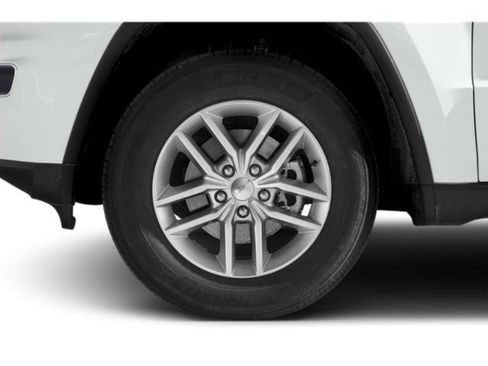 Certified 2020 Jeep Grand Cherokee Laredo image 11