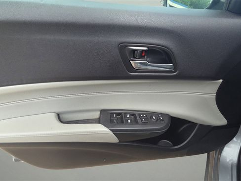 Used 2017 Acura ILX image 22