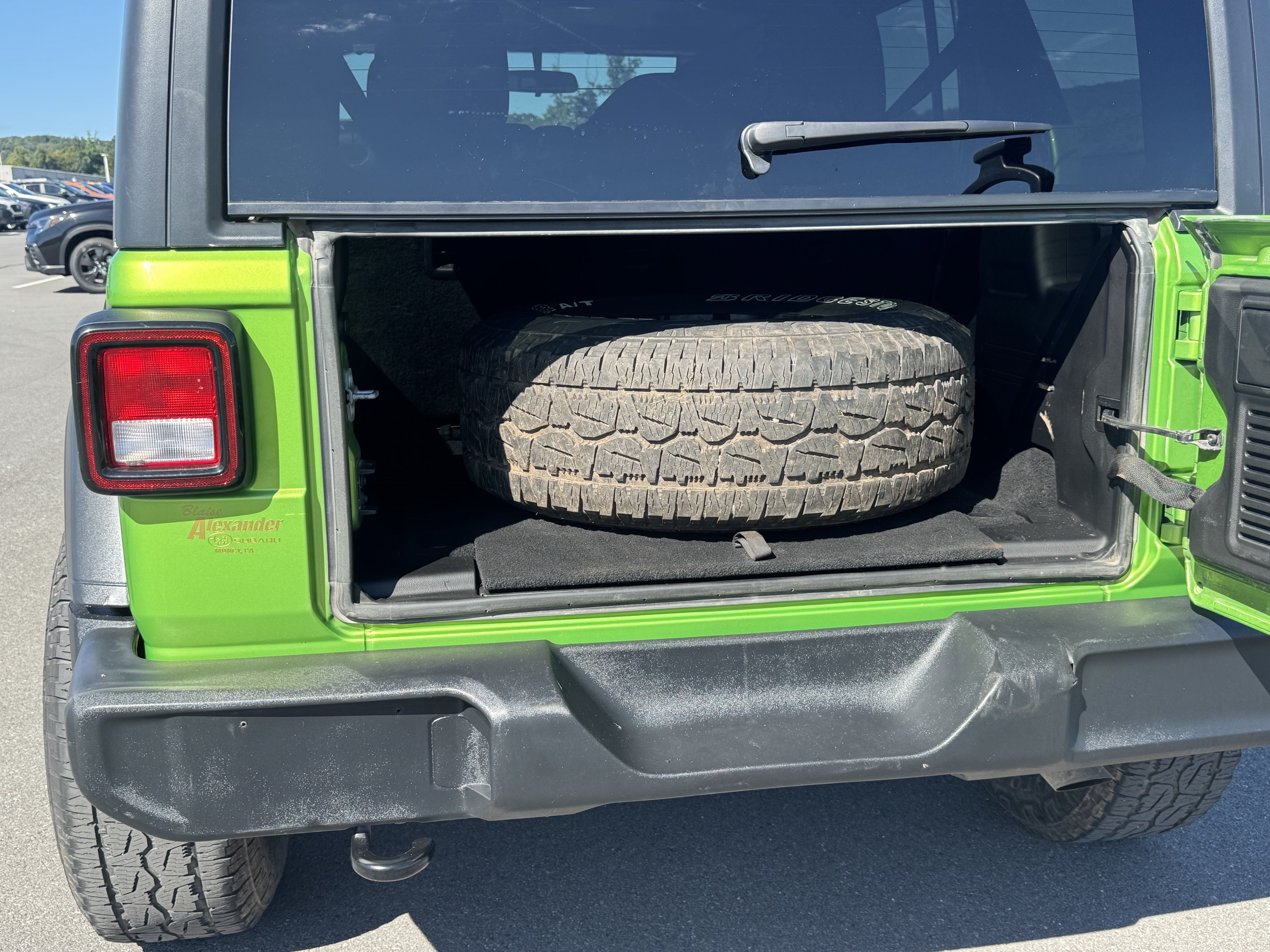 Used 2018 Jeep Wrangler Unlimited Sport S AWD/4WD image 5