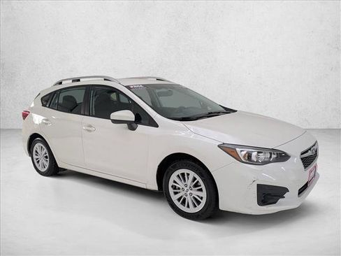 Used 2018 Subaru Impreza 2.0i Premium image 3