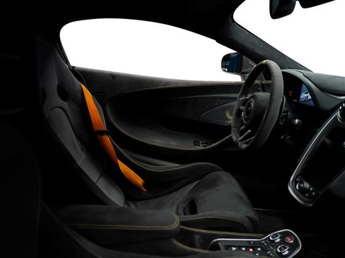 Used 2019 McLaren 600LT RWD image 52