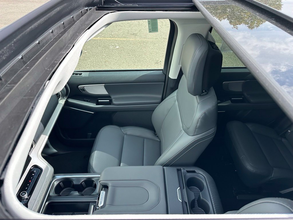 New 2027 Ford Expedition Active AWD/4WD image 7