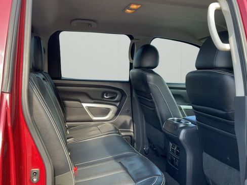 Used 2017 Nissan Titan PRO-4X w/ Pro-4x Convenience Package AWD/4WD image 34