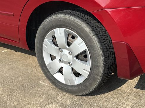 Used 2012 Nissan Sentra 2.0 image 6