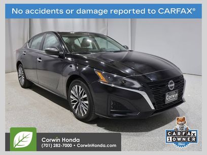 Used 2024 Nissan Altima 2.5 SV