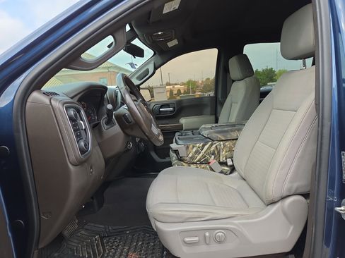 Used 2019 Chevrolet Silverado 1500 LT w/ All-Star Edition image 10