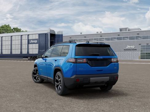 New 2026 Jeep Cherokee Overland w/ Trailer Tow Group AWD/4WD image 3