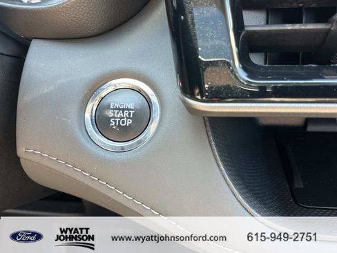 Used 2023 Toyota Highlander XLE image 37