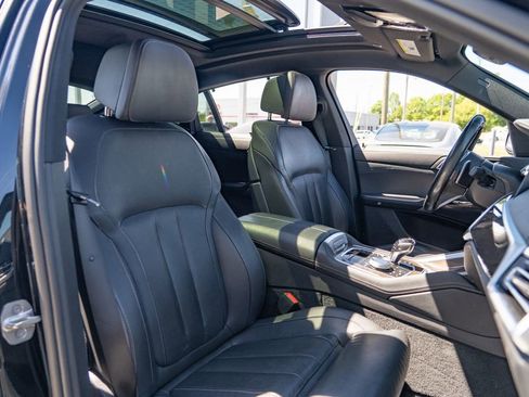 Used 2022 BMW X6 xDrive40i w/ Executive Package AWD/4WD image 21