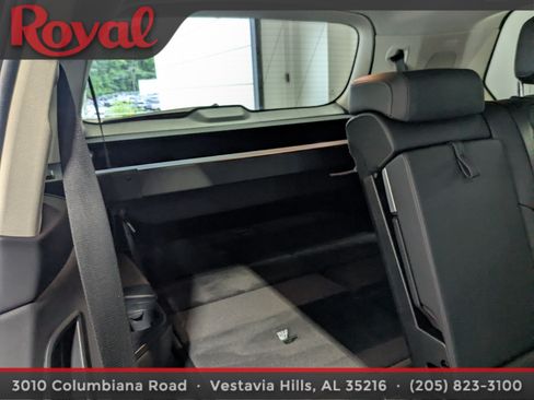 Used 2024 BMW X7 xDrive40i w/ Executive Package AWD/4WD image 11