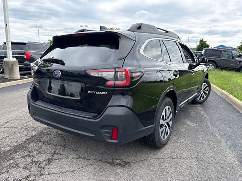 Used 2022 Subaru Outback Premium AWD/4WD image 11