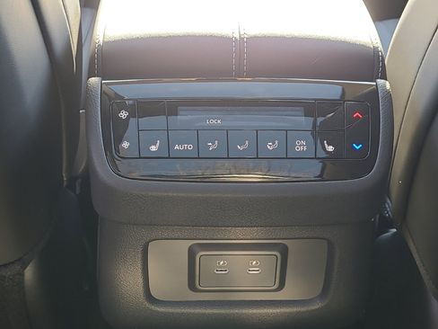 New 2026 INFINITI QX60 Luxe w/ Cargo Package image 13