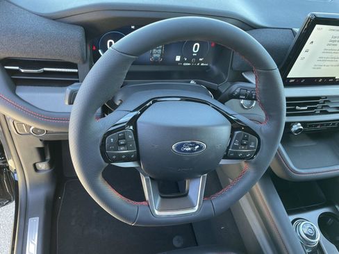 New 2026 Ford Explorer ST-Line w/ ST-Line Street Pack image 12