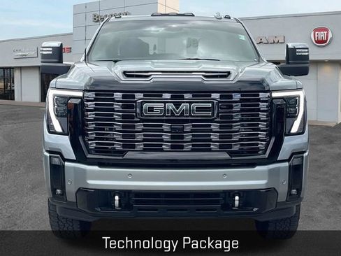 Used 2025 GMC Sierra 2500 Denali Ultimate w/ Max Trailering Package AWD/4WD image 2