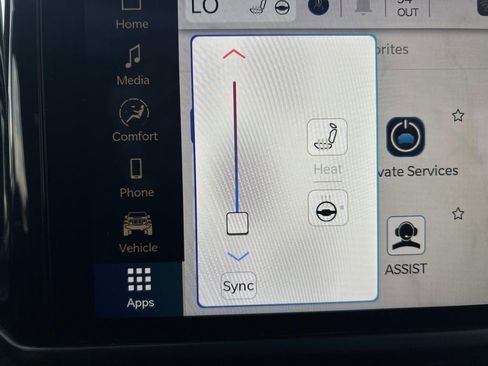 Certified 2024 Jeep Gladiator Willys image 32