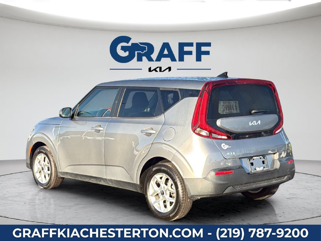 Used 2022 Kia Soul LX w/ Technology Package FWD image 6