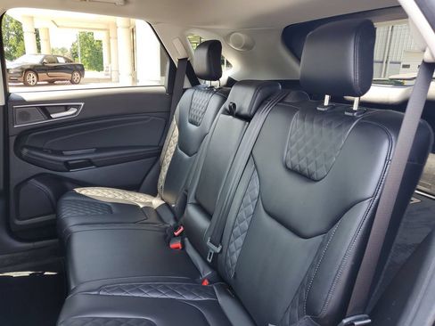 Used 2023 Ford Edge Titanium w/ Cargo Accessory Package AWD/4WD image 30