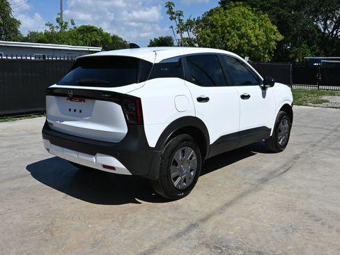 Used 2026 Nissan Kicks S FWD image 3