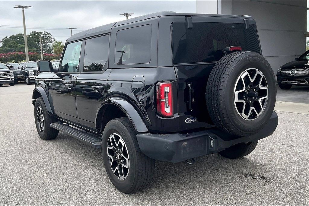 Used 2024 Ford Bronco Outer Banks AWD/4WD image 4