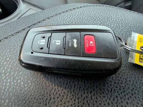 Used 2024 Toyota Camry XSE image 30