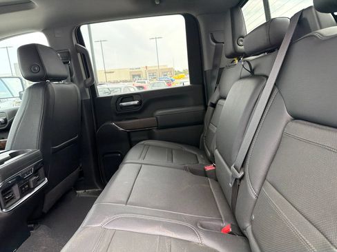 Used 2023 GMC Sierra 2500 Denali AWD/4WD image 7
