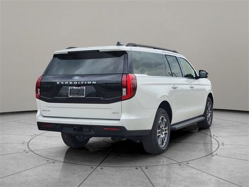 New 2025 Ford Expedition Max Active image 12