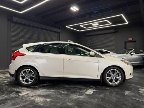 Used 2012 Ford Focus Titanium FWD image 4