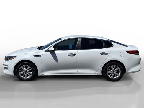 Used 2018 Kia Optima LX FWD image 2
