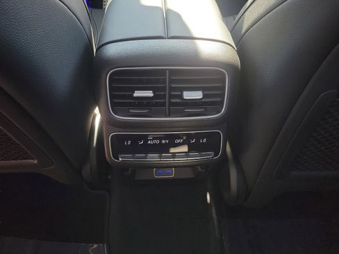 Used 2026 Mercedes-Benz GLS 450 4MATIC image 10