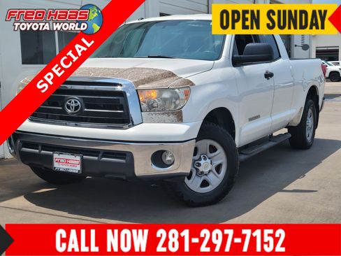 Used 2013 Toyota Tundra 2WD Double Cab w/ Tow Pkg image 1