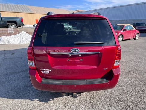 Used 2012 Kia Sedona EX image 4