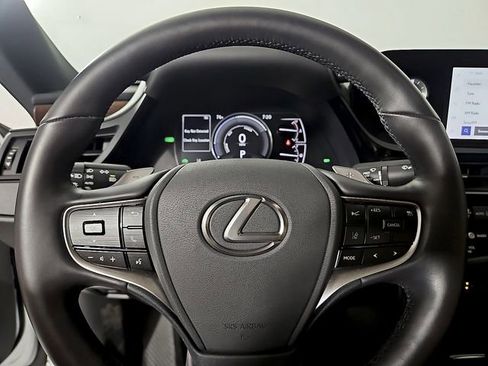 Used 2024 Lexus ES 300h w/ Premium Package image 21