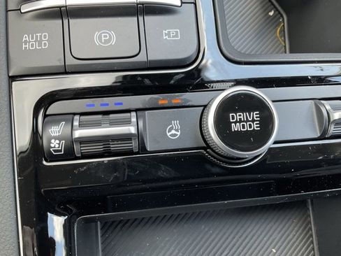 New 2025 Kia K5 EX image 30