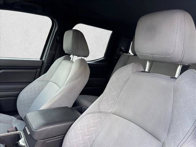 Certified 2024 Toyota Tacoma SR5 AWD/4WD image 20