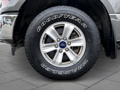 Used 2020 Ford F150 XLT image 10