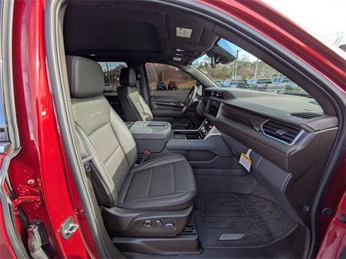Used 2024 GMC Yukon Denali w/ Max Trailering Package image 40
