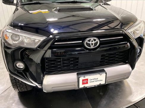 Certified 2024 Toyota 4Runner TRD Off-Road Premium AWD/4WD image 31