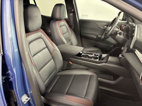 Used 2025 Chevrolet Equinox RS w/ Convenience Package III image 21