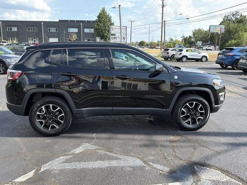 Used 2019 Jeep Compass Trailhawk AWD/4WD image 4