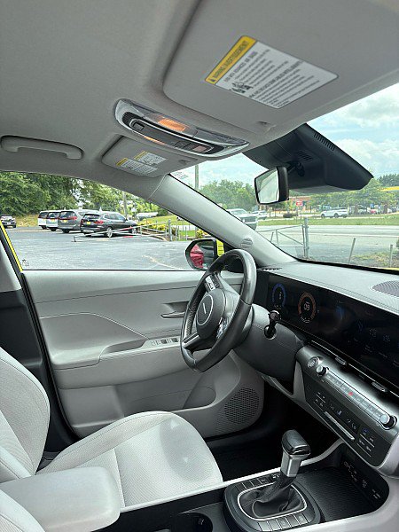 Used 2024 Hyundai Kona SEL AWD/4WD image 12