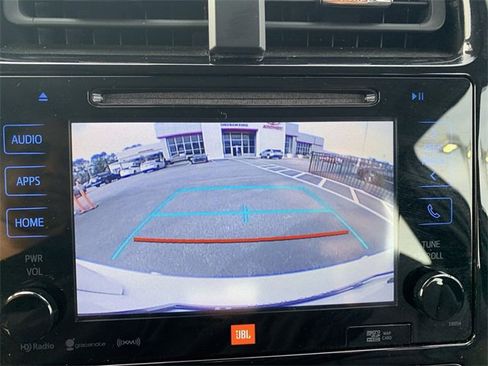 Used 2017 Toyota Prius Four Touring image 22