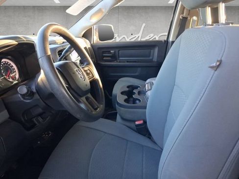 Used 2016 RAM 2500 Tradesman w/ Chrome Appearance Group AWD/4WD image 24