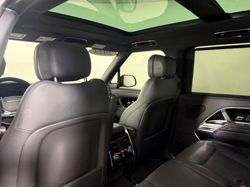 Used 2023 Land Rover Range Rover Long Wheelbase SE AWD/4WD image 21