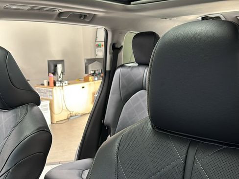 New 2026 Toyota Highlander Platinum image 13