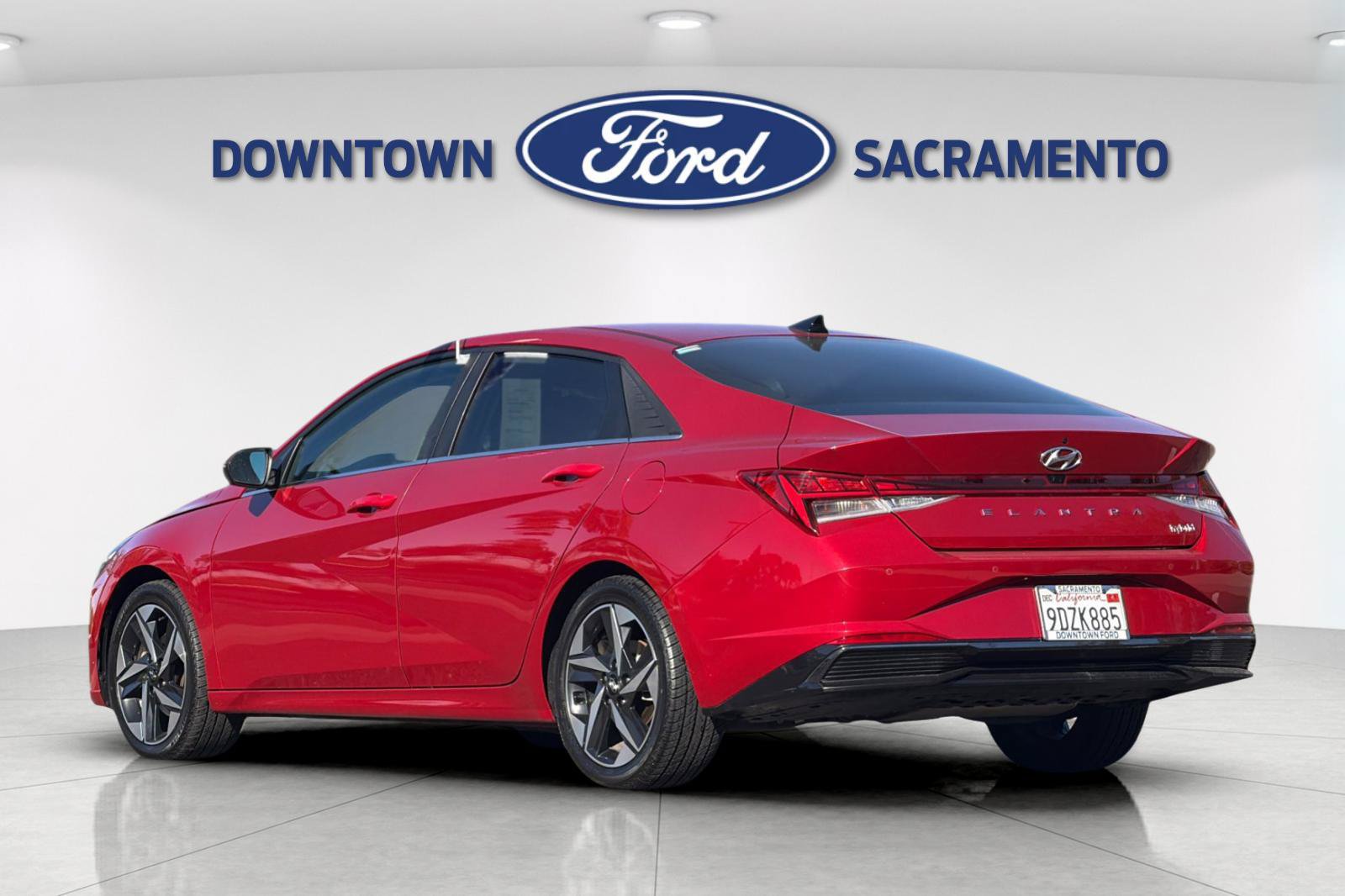 Used 2023 Hyundai Elantra Limited FWD image 5