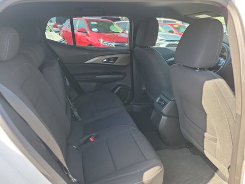 Used 2025 Chevrolet Equinox EV LT FWD image 12