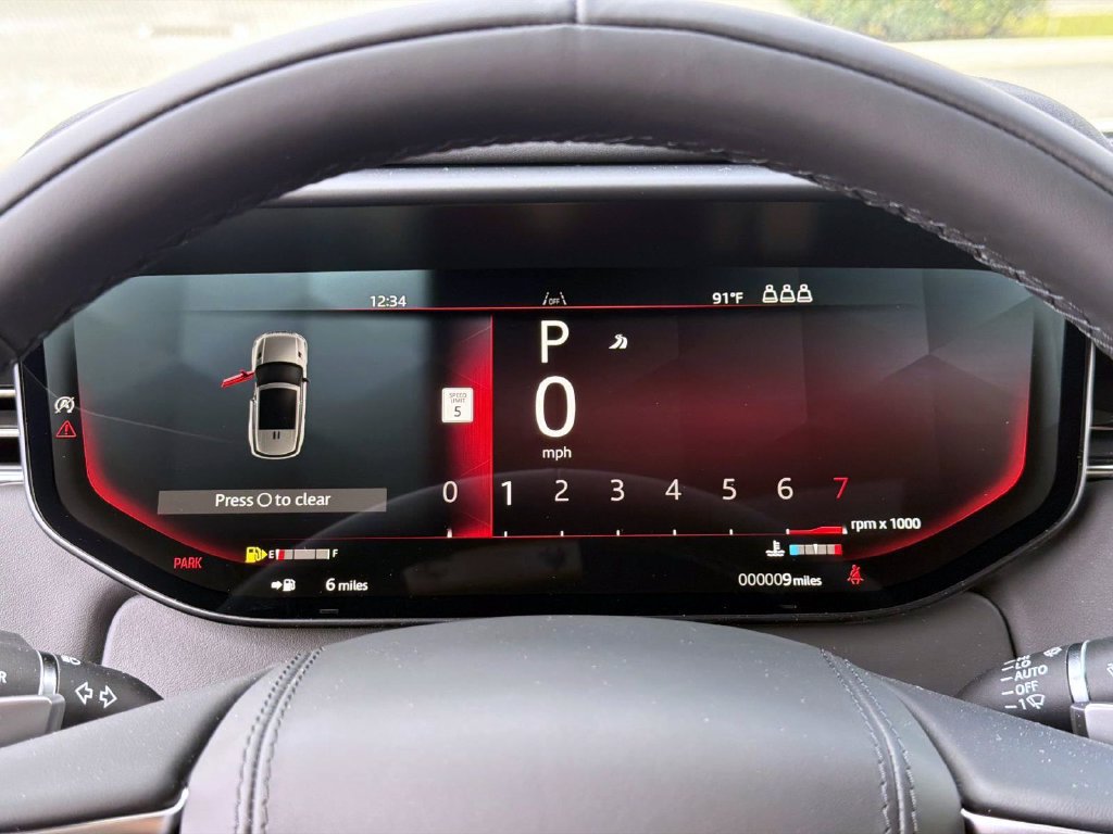 New 2027 Land Rover Range Rover Sport SE AWD/4WD image 27